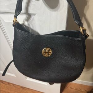 Tory Burch Black Leather Shoulder Bag with Gold Logo